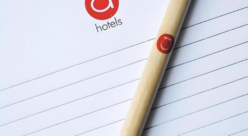 Amaris Hotel La Codefin Kemang Джакарта Екстериор снимка
